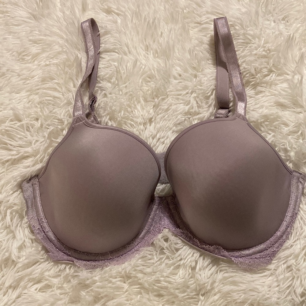Wacoal underwire bra, light purple